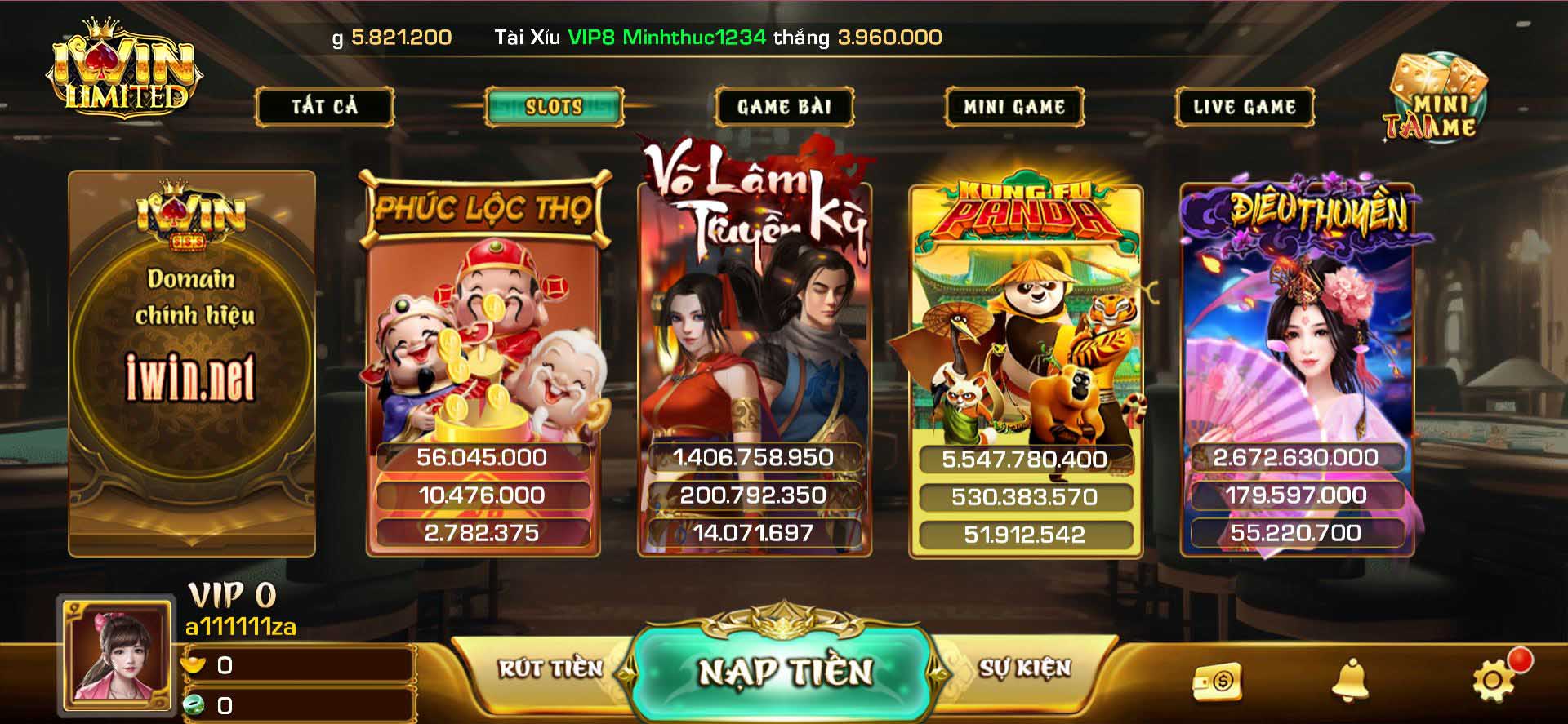 Bấm vào tab SLOTS tại iWin