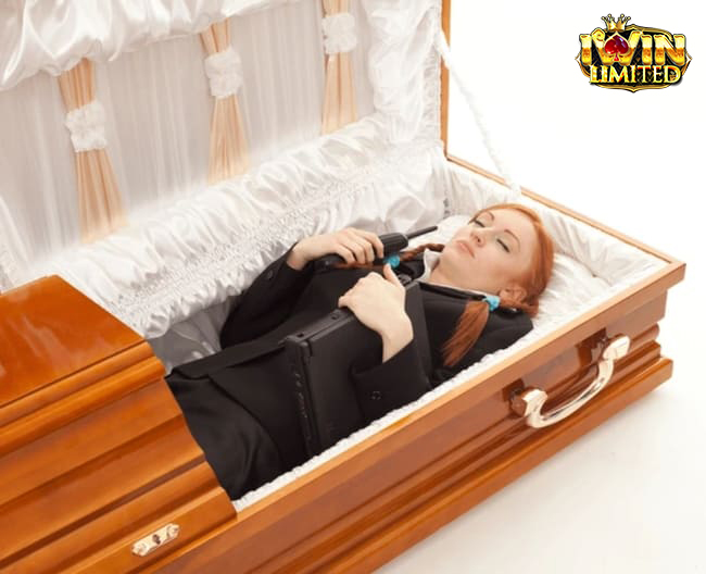 Mơ thấy người nằm trong quan tài chết đi sống lại