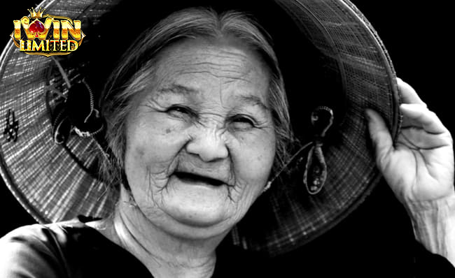 Nằm mơ thấy mẹ chết từ lâu sống lại cười nói vui vẻ